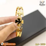 2510 Gold Plated 3 Flower LUXURY Spring Bracelet - Image 8