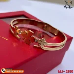 2510 Gold Plated 3 Flower LUXURY Spring Bracelet - Image 14