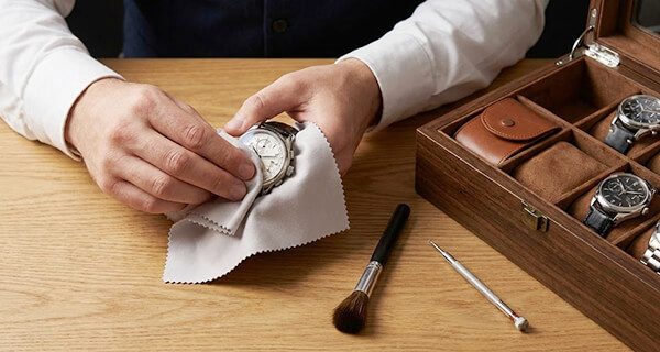 ভালো ঘড়ি ব্যবহার ও যত্নের টিপস