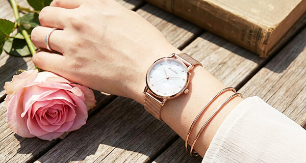 মেয়েদের হাতের ঘড়ির ডিজাইন ও দাম