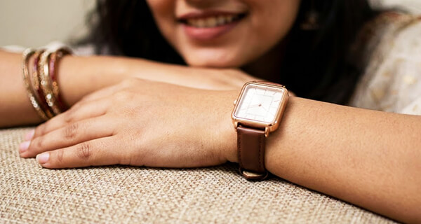 স্কয়ার ও রেকট্যাঙ্গুলার ডায়াল ডিজাইন